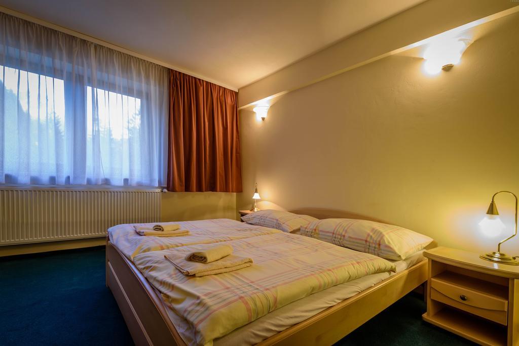Hotel Boboty Terchová Rum bild