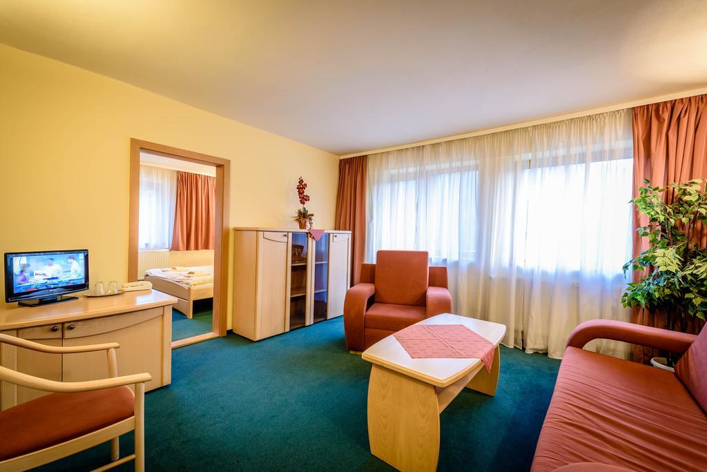 Hotel Boboty Terchová Rum bild