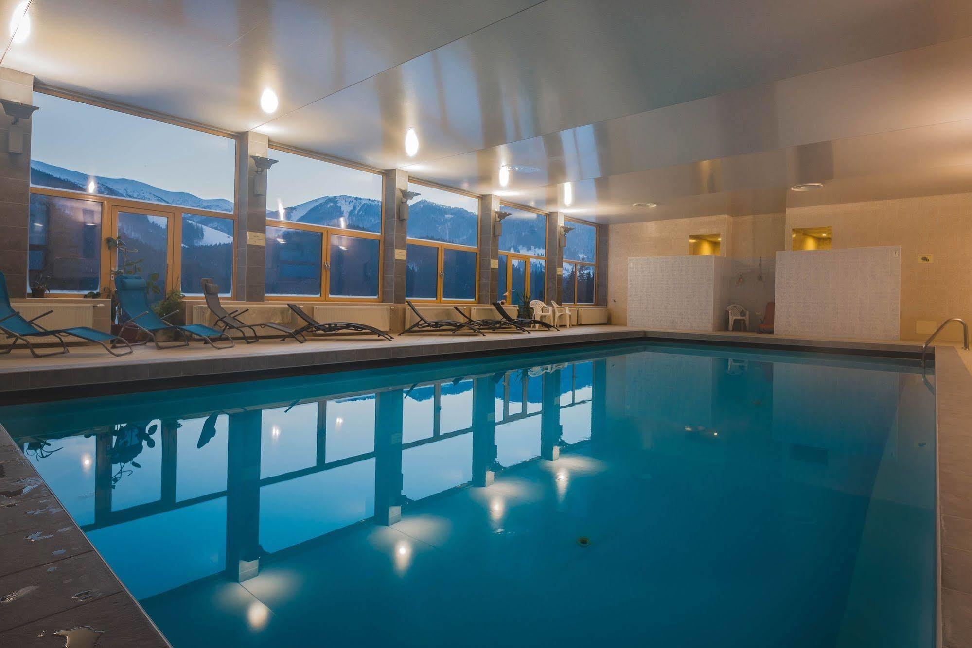 Hotel Boboty Terchová Exteriör bild