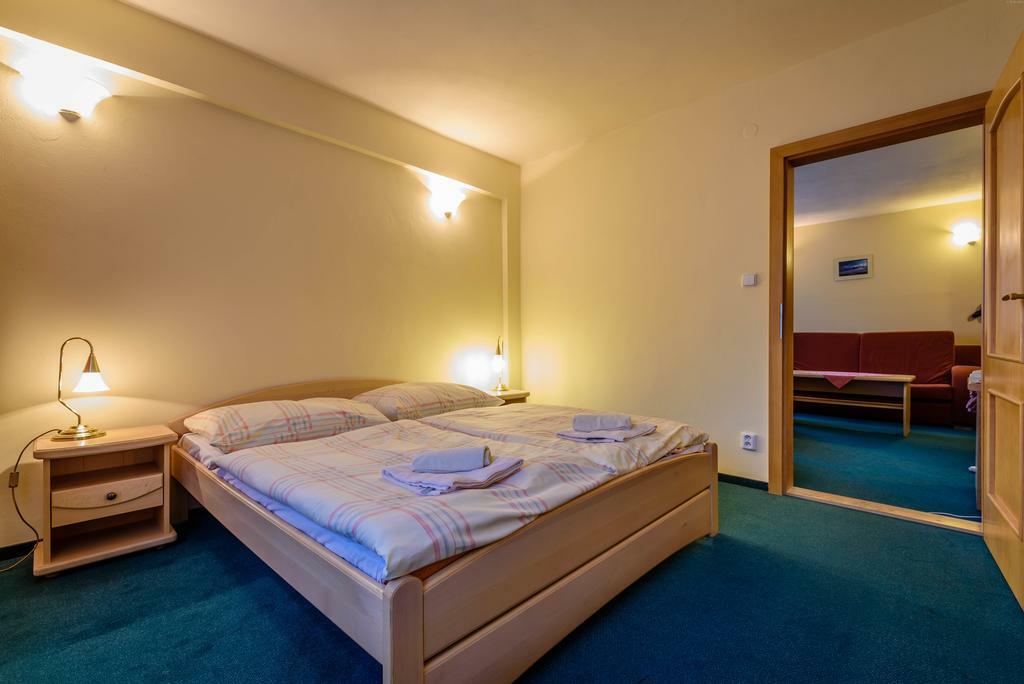 Hotel Boboty Terchová Exteriör bild